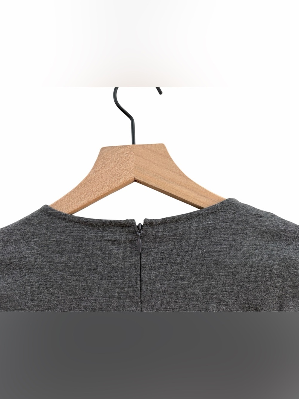 Theory Winstine Refiner Classic Short-Sleeve Gray Sheath Dress with Front Slit - Picture 11 of 11